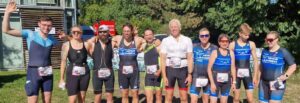 Mehr über den Artikel erfahren Zehn Freunde, Triathlon
